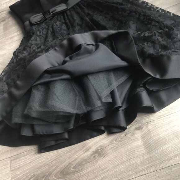 BNWT DRESS CLEAR OUT - Picture 3 of 11